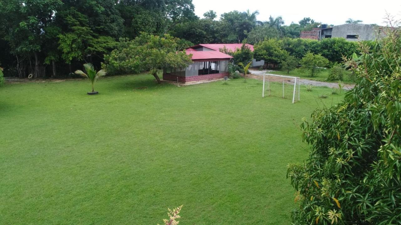 Caucasia Casa Campo Emaus מראה חיצוני תמונה