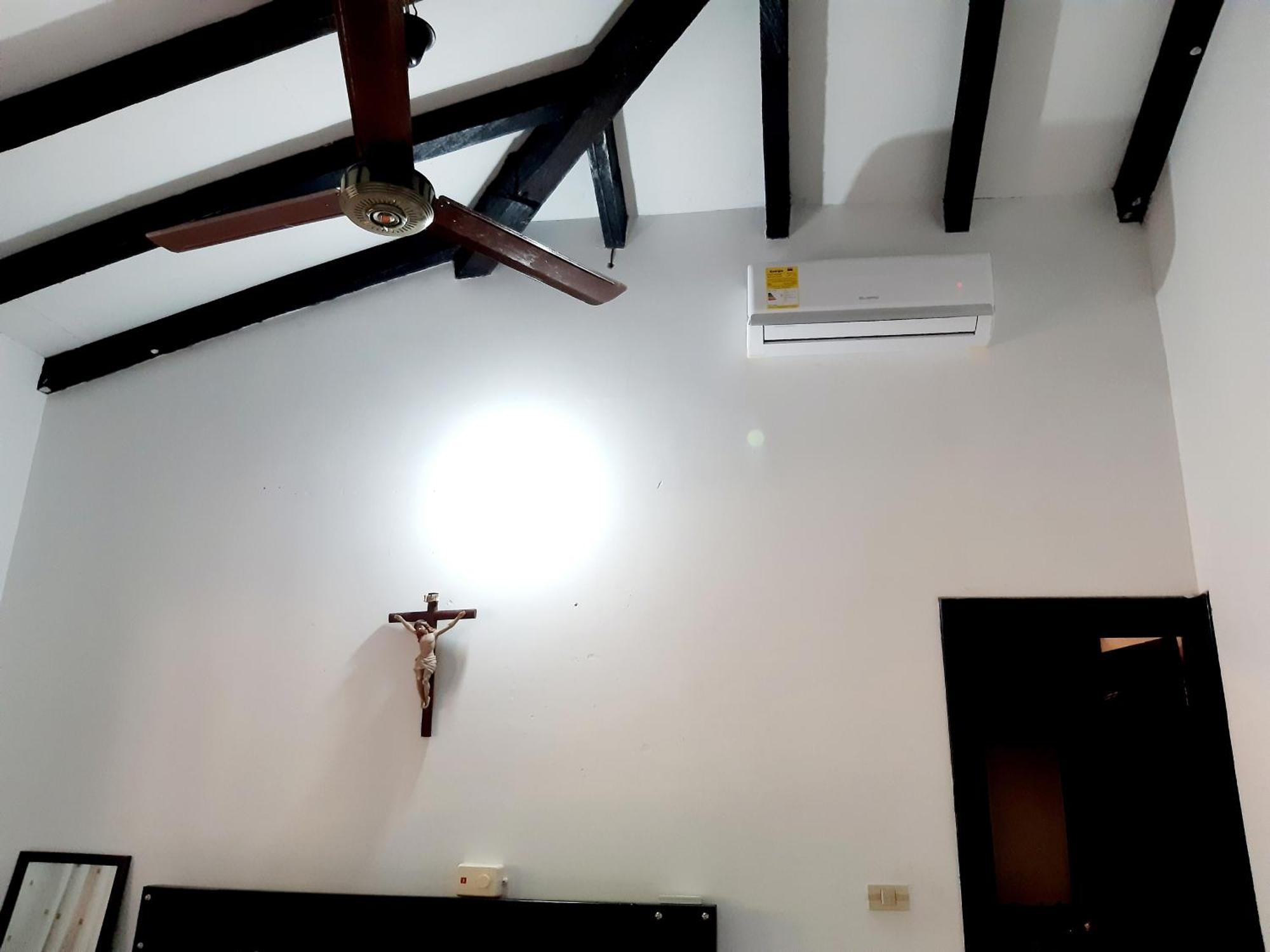 Caucasia Casa Campo Emaus חדר תמונה
